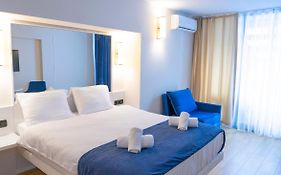 Orbi Sea View Apartment